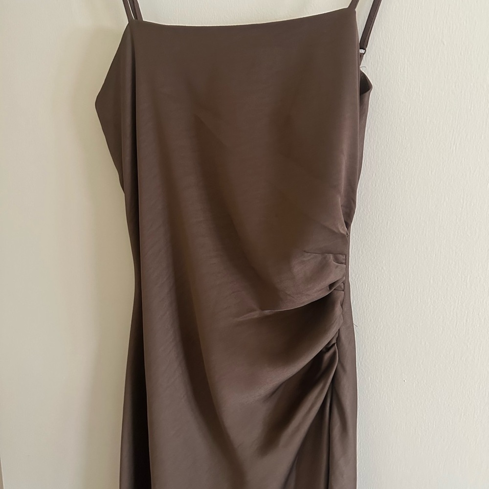 House of Harlow Satin Ruched Wedding Guest Dress - Picture 2 of 4